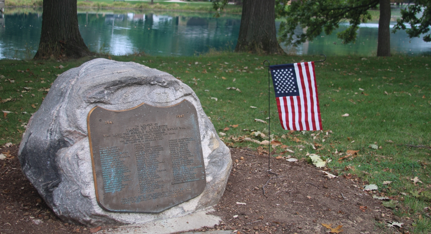 IMG_1772_lakeside.JPG