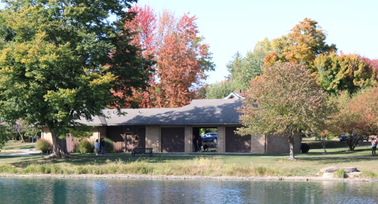 IMG_2096_lakeside.JPG