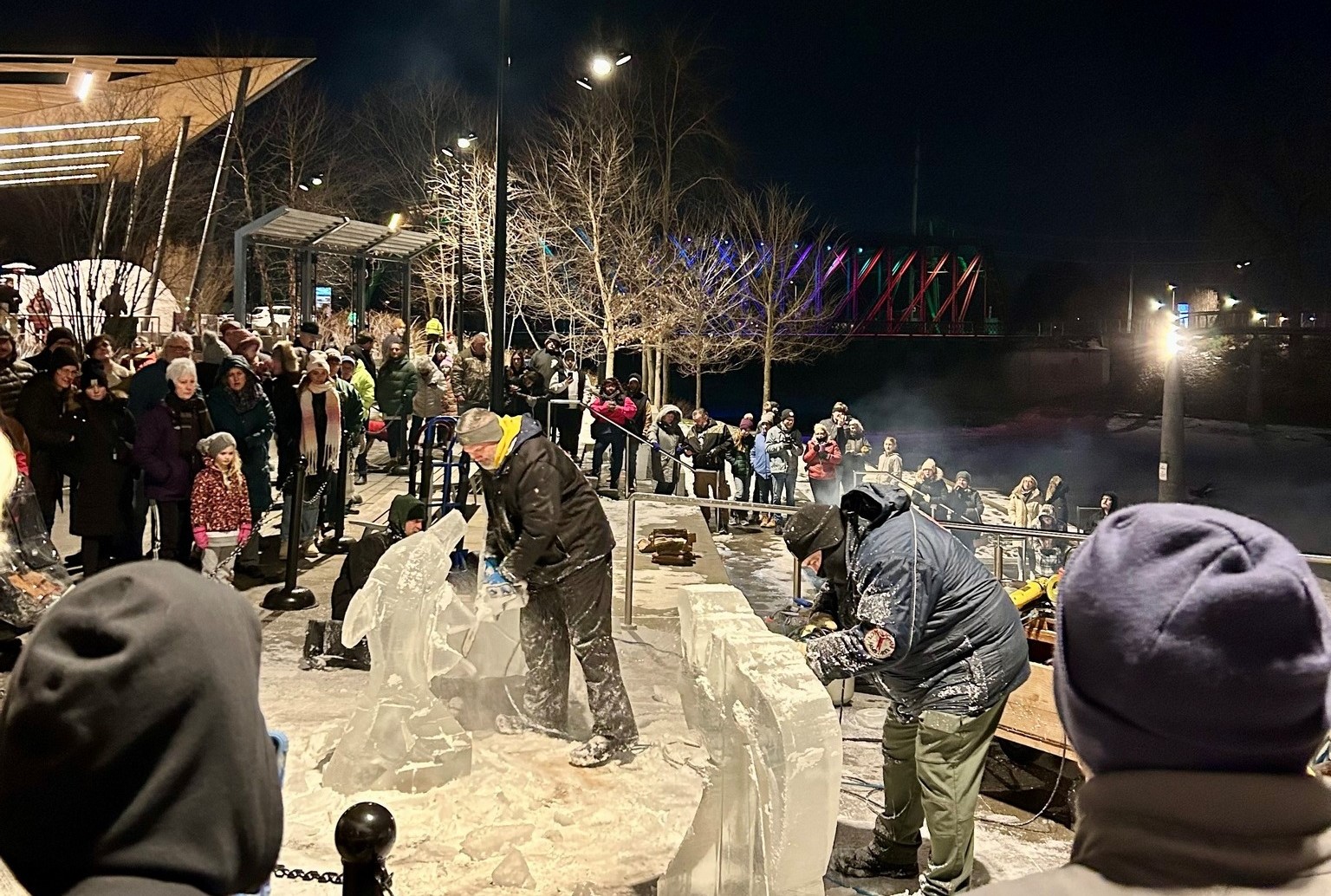 ice_carving_1.jpg