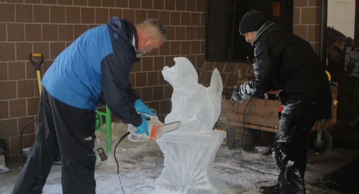 ice_carving_3.JPG