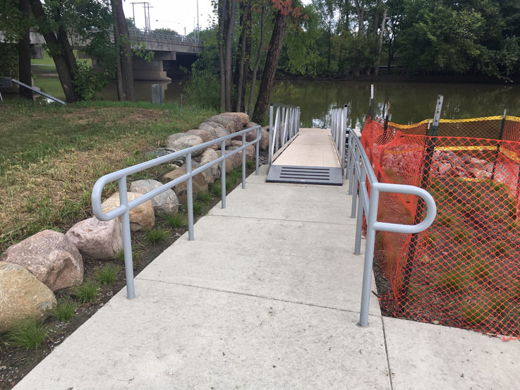 Guldlin Boat Dock Ramp 2 sm