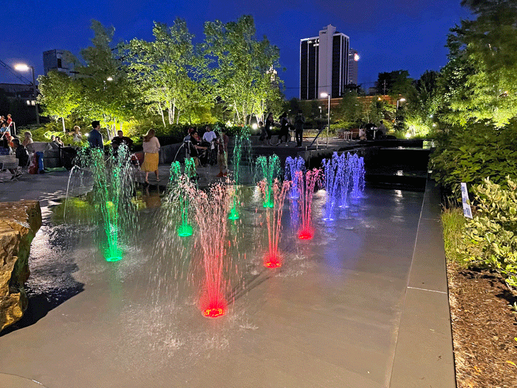 Promenade Park Fort Wayne Fountain at night