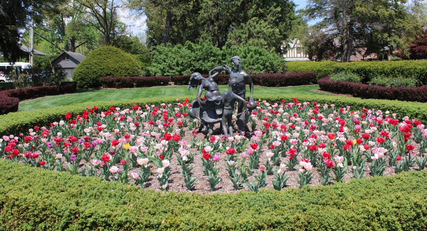 lakeside_statue.JPG